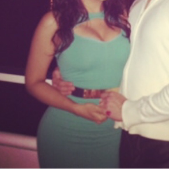 ***SOLD***Bebe Dress - Picture 6 of 6